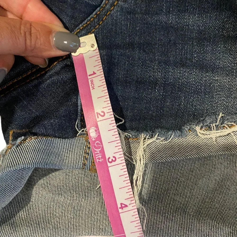 American Eagle Hi Rise Shortie Denim Distressed Shorts‎ Sz 6